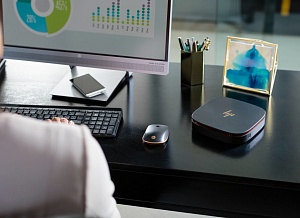 HP EliteDisplay S240uj поступил в продажу в России